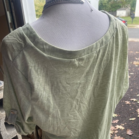 1/4 zip Pocket Tee - Picture 4 of 4